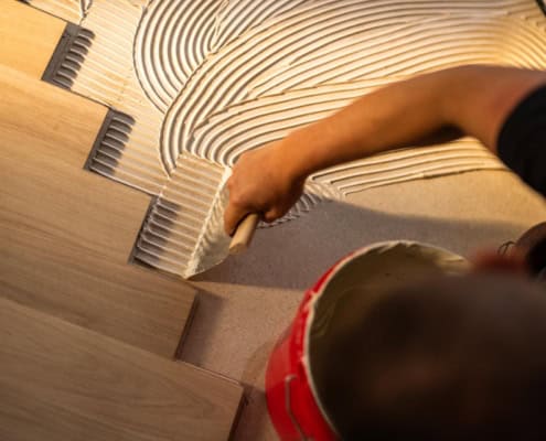 Montering af sildebensparket